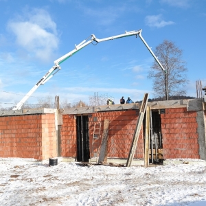 Strop nad parterem zazbrojony i zalany_5