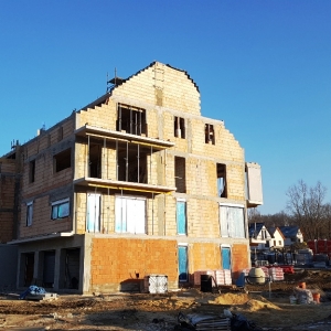 Tuz przed zadaszeniem_3